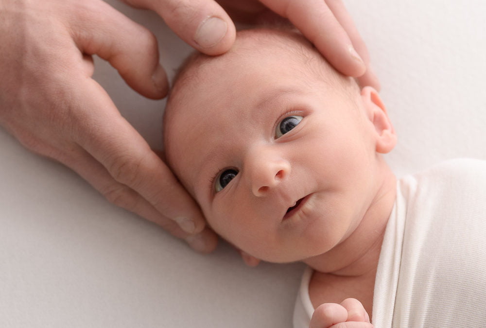 Mon bébé doit-il dormir pendant son shooting photo nouveau-né ?