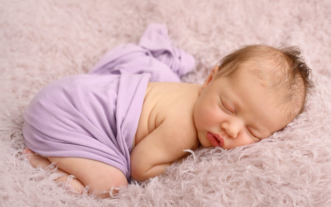Comment choisir la tenue de votre bébé pour une séance photo en studio à Yverdon ?